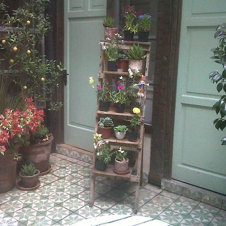 Patio Yungay Bed and Breakfast Σαντιάγκο Εξωτερικό φωτογραφία